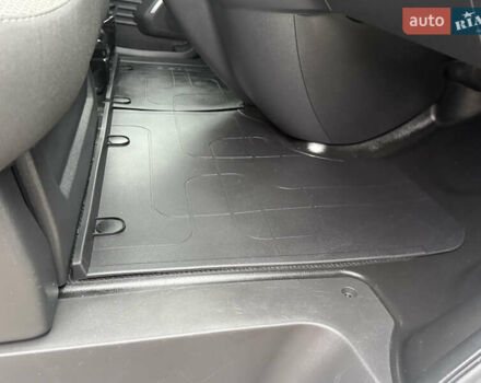 Білий Рено Трафік, об'ємом двигуна 2 л та пробігом 181 тис. км за 26850 $, фото 41 на Automoto.ua