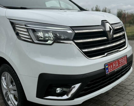 Белый Рено Трафик, объемом двигателя 2 л и пробегом 63 тыс. км за 32650 $, фото 122 на Automoto.ua