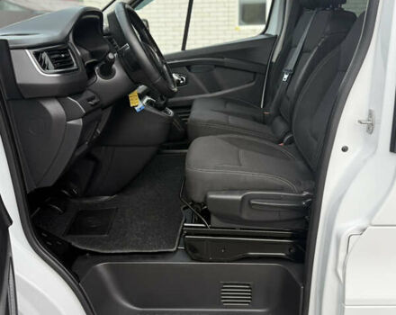 Белый Рено Трафик, объемом двигателя 2 л и пробегом 63 тыс. км за 32650 $, фото 83 на Automoto.ua