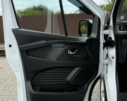 Белый Рено Трафик, объемом двигателя 2 л и пробегом 63 тыс. км за 32650 $, фото 80 на Automoto.ua