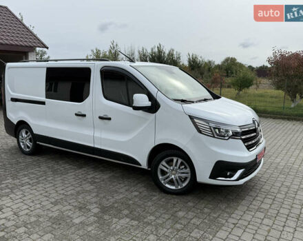 Белый Рено Трафик, объемом двигателя 2 л и пробегом 63 тыс. км за 32650 $, фото 13 на Automoto.ua