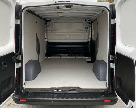 Белый Рено Трафик, объемом двигателя 2 л и пробегом 43 тыс. км за 25400 $, фото 24 на Automoto.ua