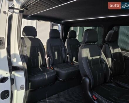 Белый Рено Трафик, объемом двигателя 2 л и пробегом 65 тыс. км за 29950 $, фото 65 на Automoto.ua