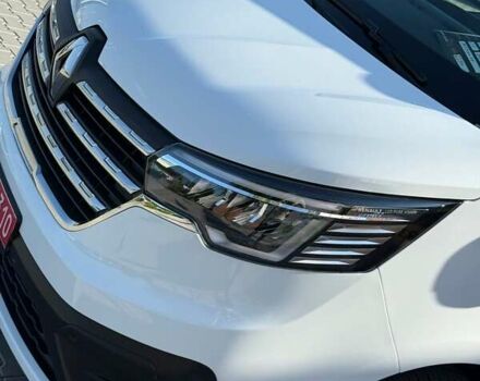 Белый Рено Трафик, объемом двигателя 0 л и пробегом 40 тыс. км за 25500 $, фото 12 на Automoto.ua