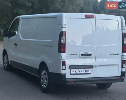 Белый Рено Трафик, объемом двигателя 2 л и пробегом 201 тыс. км за 22700 $, фото 13 на Automoto.ua