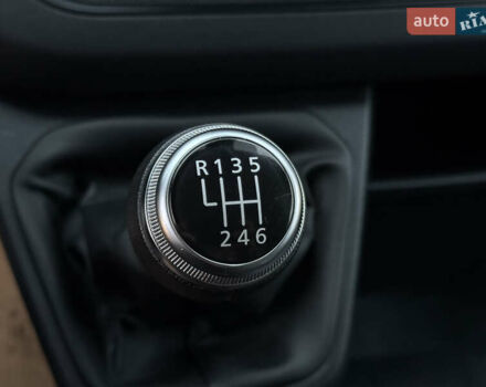 Белый Рено Трафик, объемом двигателя 2 л и пробегом 61 тыс. км за 22550 $, фото 31 на Automoto.ua