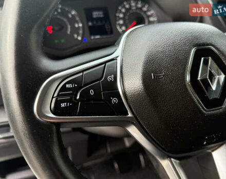 Белый Рено Трафик, объемом двигателя 2 л и пробегом 63 тыс. км за 32650 $, фото 87 на Automoto.ua