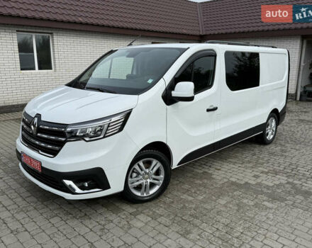 Белый Рено Трафик, объемом двигателя 2 л и пробегом 63 тыс. км за 32650 $, фото 5 на Automoto.ua