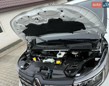 Белый Рено Трафик, объемом двигателя 2 л и пробегом 63 тыс. км за 32650 $, фото 113 на Automoto.ua