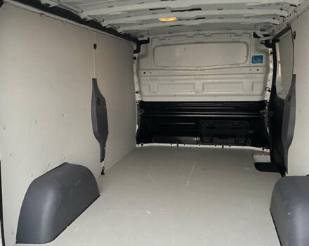 Белый Рено Трафик, объемом двигателя 2 л и пробегом 43 тыс. км за 25400 $, фото 25 на Automoto.ua