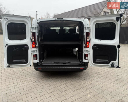 Білий Рено Трафік, об'ємом двигуна 2 л та пробігом 181 тис. км за 26850 $, фото 51 на Automoto.ua