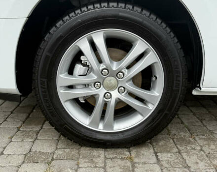 Белый Рено Трафик, объемом двигателя 2 л и пробегом 63 тыс. км за 32650 $, фото 114 на Automoto.ua