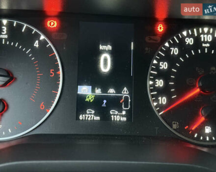 Белый Рено Трафик, объемом двигателя 2 л и пробегом 61 тыс. км за 22550 $, фото 29 на Automoto.ua