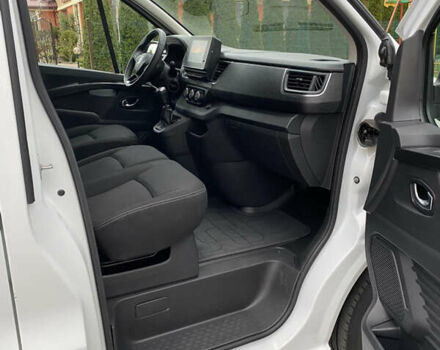 Белый Рено Трафик, объемом двигателя 2 л и пробегом 43 тыс. км за 25400 $, фото 13 на Automoto.ua