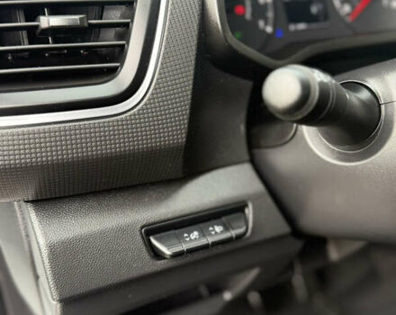 Белый Рено Трафик, объемом двигателя 2 л и пробегом 63 тыс. км за 32650 $, фото 85 на Automoto.ua