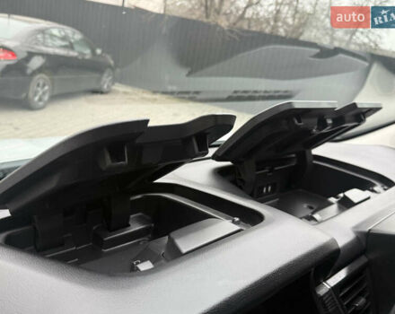 Білий Рено Трафік, об'ємом двигуна 2 л та пробігом 181 тис. км за 26850 $, фото 28 на Automoto.ua