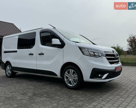 Белый Рено Трафик, объемом двигателя 2 л и пробегом 63 тыс. км за 32650 $, фото 40 на Automoto.ua