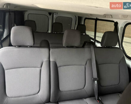 Білий Рено Трафік, об'ємом двигуна 2 л та пробігом 181 тис. км за 26850 $, фото 48 на Automoto.ua