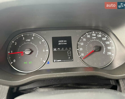 Белый Рено Трафик, объемом двигателя 2 л и пробегом 63 тыс. км за 32650 $, фото 89 на Automoto.ua