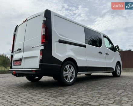 Белый Рено Трафик, объемом двигателя 2 л и пробегом 63 тыс. км за 32650 $, фото 31 на Automoto.ua