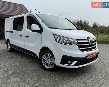 Белый Рено Трафик, объемом двигателя 2 л и пробегом 63 тыс. км за 32650 $, фото 10 на Automoto.ua