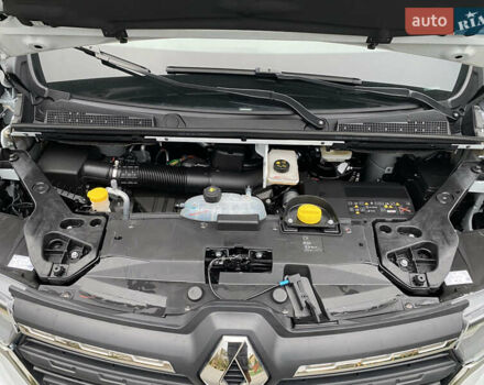 Белый Рено Трафик, объемом двигателя 2 л и пробегом 43 тыс. км за 25400 $, фото 19 на Automoto.ua