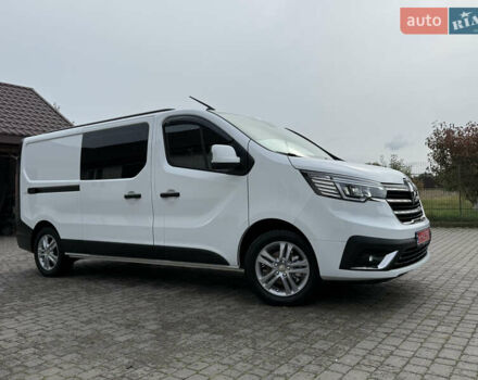 Белый Рено Трафик, объемом двигателя 2 л и пробегом 63 тыс. км за 32650 $, фото 14 на Automoto.ua