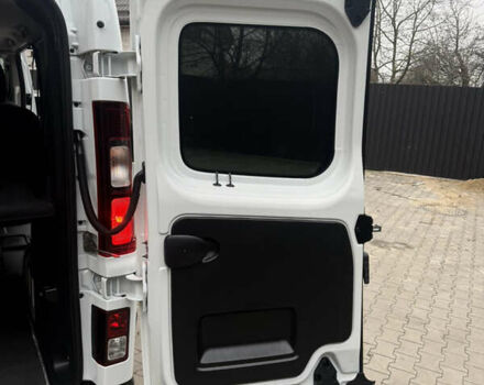 Білий Рено Трафік, об'ємом двигуна 2 л та пробігом 181 тис. км за 26850 $, фото 53 на Automoto.ua