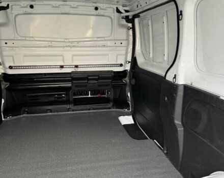 Білий Рено Трафік, об'ємом двигуна 2 л та пробігом 30 тис. км за 24990 $, фото 62 на Automoto.ua