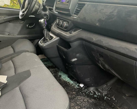 Білий Рено Трафік, об'ємом двигуна 0 л та пробігом 33 тис. км за 26300 $, фото 5 на Automoto.ua