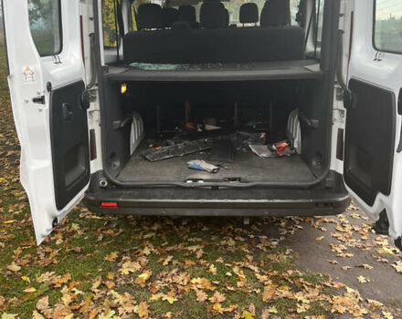 Білий Рено Трафік, об'ємом двигуна 0 л та пробігом 33 тис. км за 26300 $, фото 4 на Automoto.ua