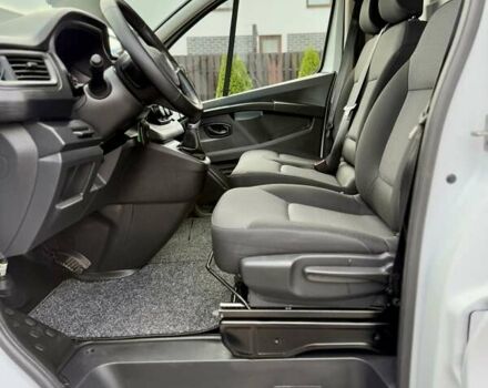 Білий Рено Трафік, об'ємом двигуна 2 л та пробігом 16 тис. км за 32700 $, фото 54 на Automoto.ua