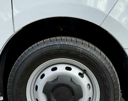 Білий Рено Трафік, об'ємом двигуна 2 л та пробігом 16 тис. км за 32700 $, фото 40 на Automoto.ua