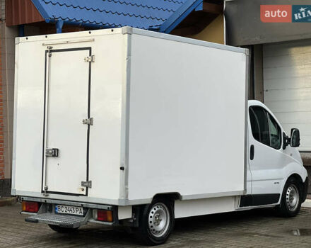 Белый Рено Трафик, объемом двигателя 2 л и пробегом 256 тыс. км за 11300 $, фото 15 на Automoto.ua