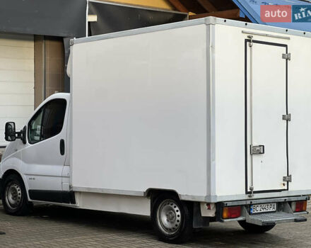 Белый Рено Трафик, объемом двигателя 2 л и пробегом 256 тыс. км за 11300 $, фото 13 на Automoto.ua