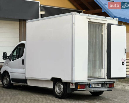 Белый Рено Трафик, объемом двигателя 2 л и пробегом 256 тыс. км за 11300 $, фото 21 на Automoto.ua