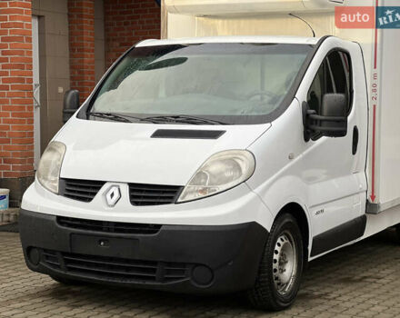 Белый Рено Трафик, объемом двигателя 2 л и пробегом 256 тыс. км за 11300 $, фото 5 на Automoto.ua