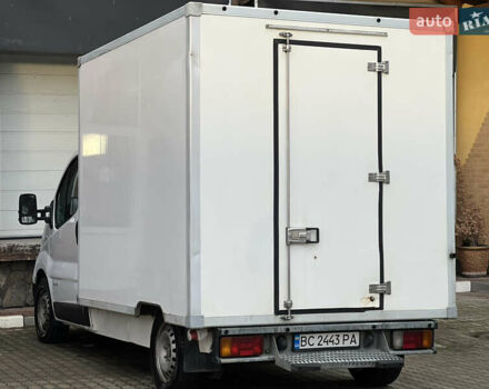 Белый Рено Трафик, объемом двигателя 2 л и пробегом 256 тыс. км за 11300 $, фото 14 на Automoto.ua