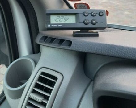 Білий Рено Трафік, об'ємом двигуна 2 л та пробігом 270 тис. км за 14500 $, фото 13 на Automoto.ua