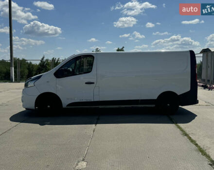 Белый Рено Трафик, объемом двигателя 1.6 л и пробегом 250 тыс. км за 15000 $, фото 6 на Automoto.ua
