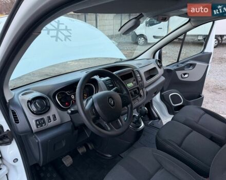 Белый Рено Трафик, объемом двигателя 1.6 л и пробегом 268 тыс. км за 16900 $, фото 20 на Automoto.ua