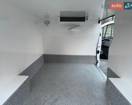 Белый Рено Трафик, объемом двигателя 1.6 л и пробегом 268 тыс. км за 16900 $, фото 40 на Automoto.ua