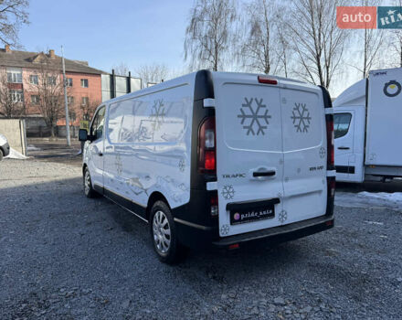 Білий Рено Трафік, об'ємом двигуна 1.6 л та пробігом 165 тис. км за 16900 $, фото 4 на Automoto.ua