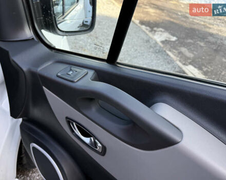 Білий Рено Трафік, об'ємом двигуна 1.6 л та пробігом 165 тис. км за 16900 $, фото 30 на Automoto.ua