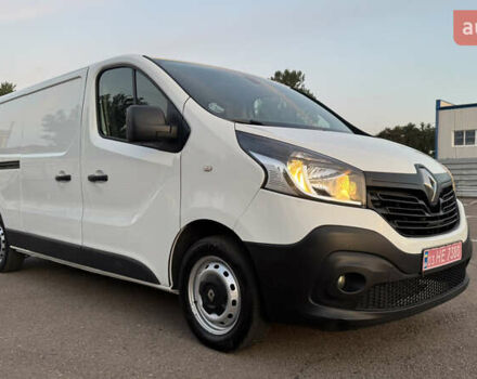 Белый Рено Трафик, объемом двигателя 1.6 л и пробегом 307 тыс. км за 16800 $, фото 4 на Automoto.ua