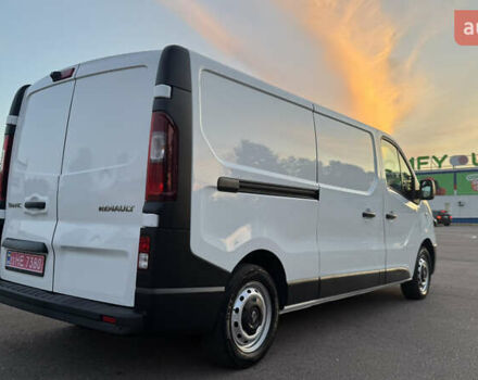 Белый Рено Трафик, объемом двигателя 1.6 л и пробегом 307 тыс. км за 16800 $, фото 7 на Automoto.ua