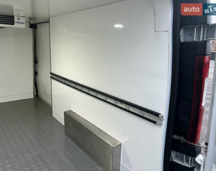 Белый Рено Трафик, объемом двигателя 1.6 л и пробегом 217 тыс. км за 16400 $, фото 11 на Automoto.ua