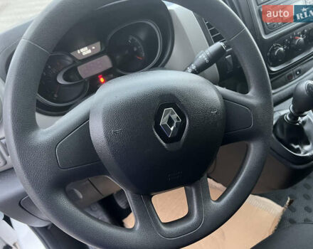 Белый Рено Трафик, объемом двигателя 1.6 л и пробегом 217 тыс. км за 16400 $, фото 6 на Automoto.ua