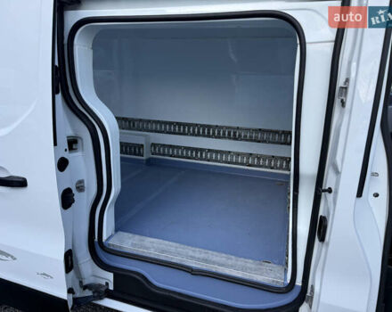 Білий Рено Трафік, об'ємом двигуна 1.6 л та пробігом 165 тис. км за 16900 $, фото 36 на Automoto.ua