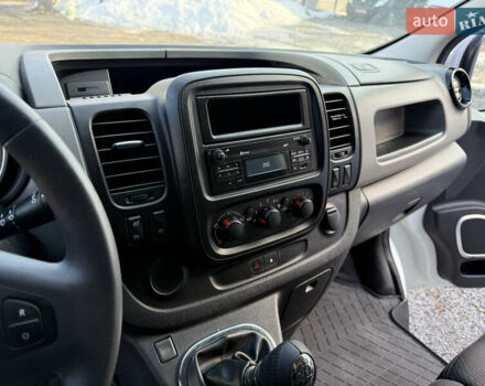 Білий Рено Трафік, об'ємом двигуна 1.6 л та пробігом 165 тис. км за 16900 $, фото 24 на Automoto.ua